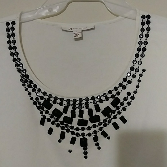 Top - Picture 2 of 3